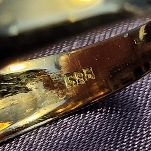 14K Gold Ring with saphire and diamonds - Picture 16 of 16